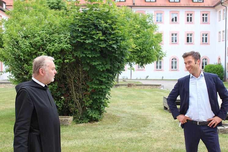 Blockheizkraftwerk der Bayernwerk Natur gesegnet