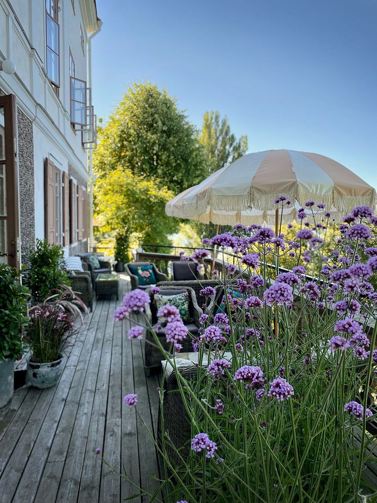 Hufvudsta Gård, verandan