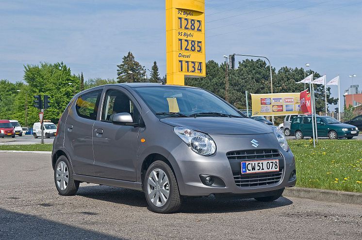 Suzuki Alto med VVT motor og længere på literen