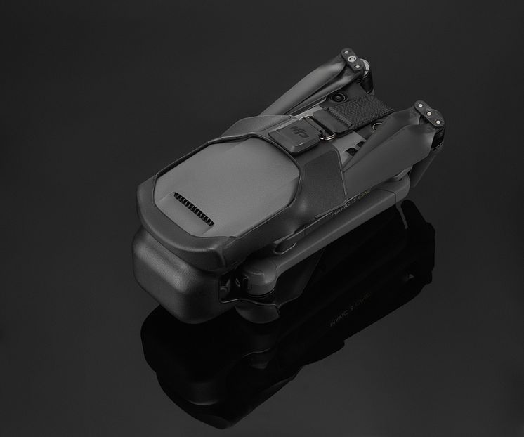 DJI Mavic 3 Cine + Storage Cover