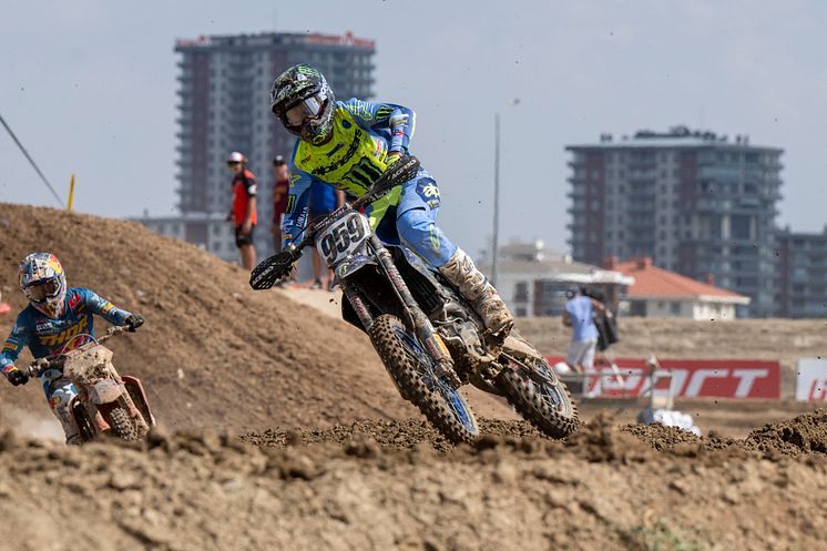 2024090904_003xx_WMX_Rd18_ルノー選手_4000.jpg