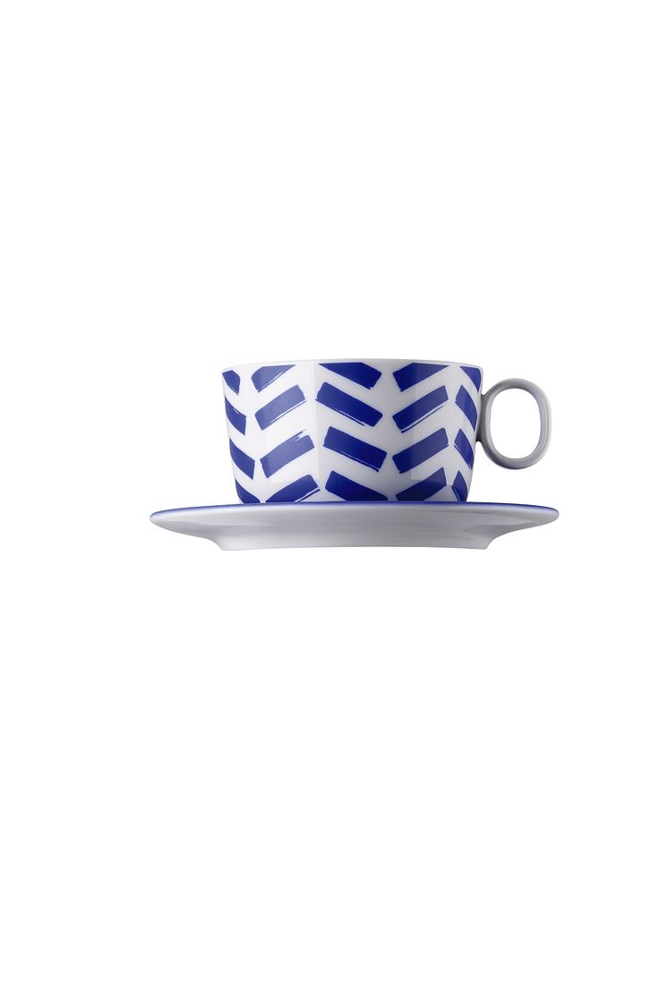 TH_ONO_friends_Blue_Lines_Cappuccino_cup_and_plate_15
