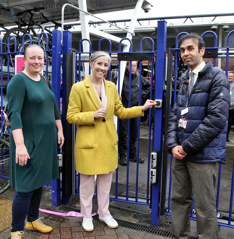 Key fob required: Daisy Cooper MP (centre) with Station Manager Harsitt Chandak and Cllr Jacqui Taylor at St Albans new cycle hub