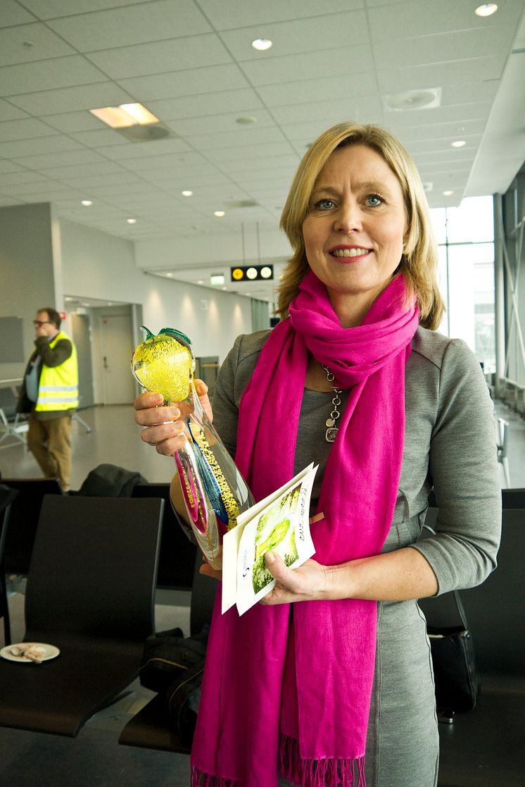 Ministerråd Nina Thornberg inviger flyglinjen Växjö-Oslo