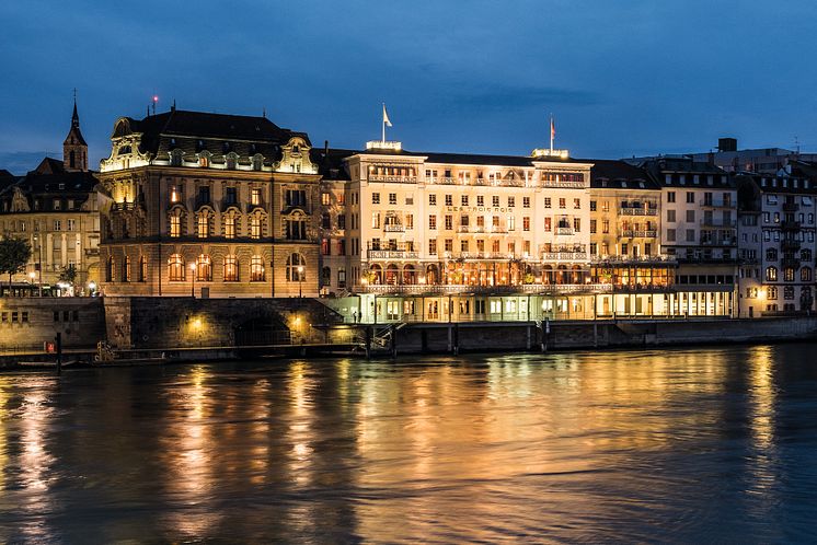 Grand Hotel Les Trois Rois Basel Aussenansicht 