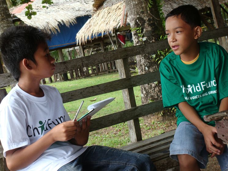 Ralph intervjuas av Assir i Filippinerna