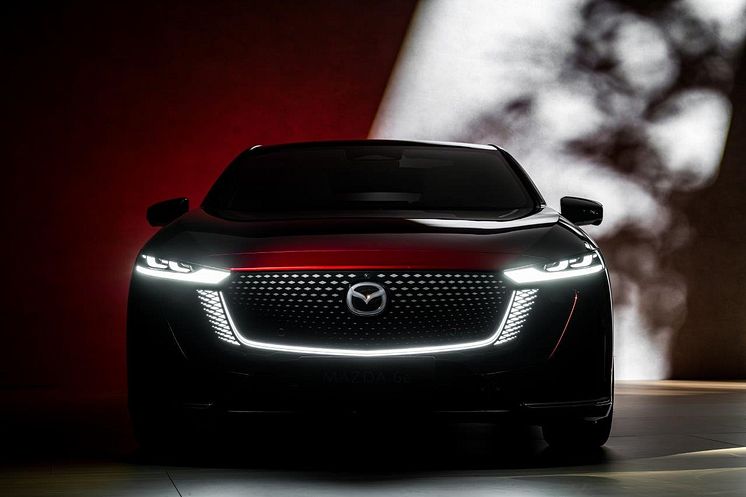 Mazda6e Takumi Plus