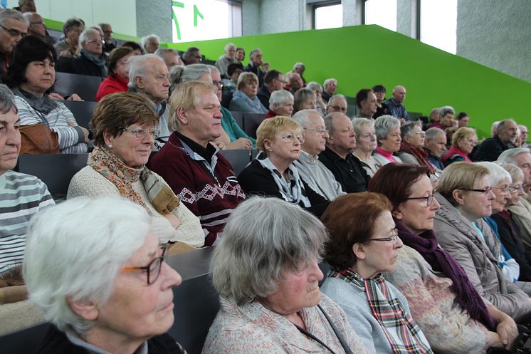 Ministerpräsident Dr. Dietmar Woidke eröffnete das 24. Sommersemester des Seniorenseminars der TH Wildaue