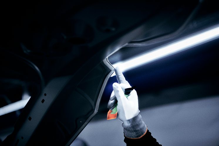 2024Ford_ElectricExplorerProductionStart_PAINTSHOP_2281.jpg