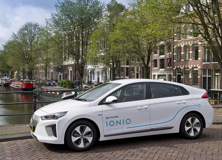 IONIQ Ams