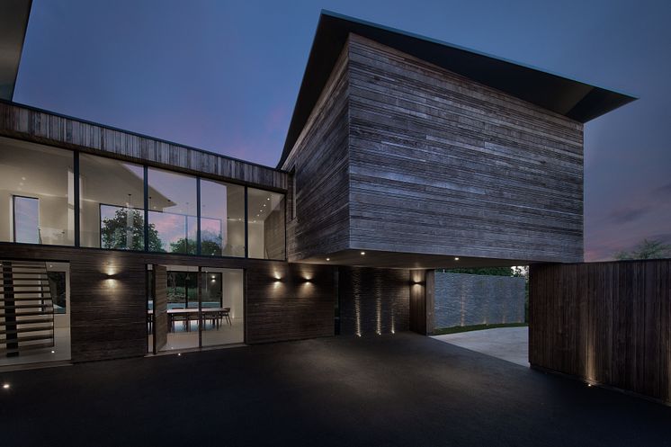 Familienhaus mit Kebony Fassade und außergewöhnlicher Architektur