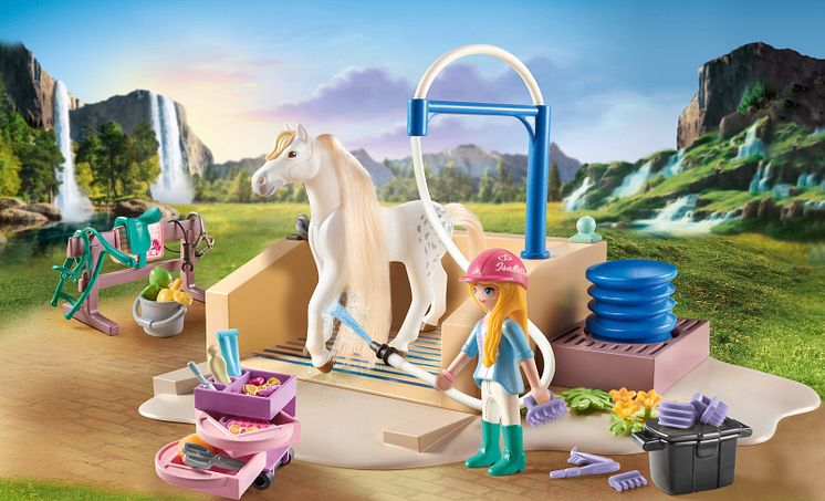 Isabella & Lioness mit Waschplatz (71354) von PLAYMOBIL