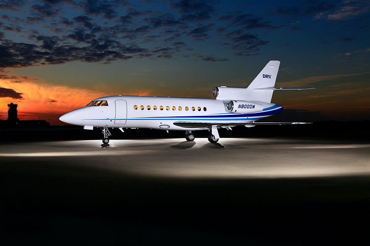 Hi-res image - Cobham - The Falcon 900B/C/EX series will be certified for the installation of Cobham’s AVIATOR 300D