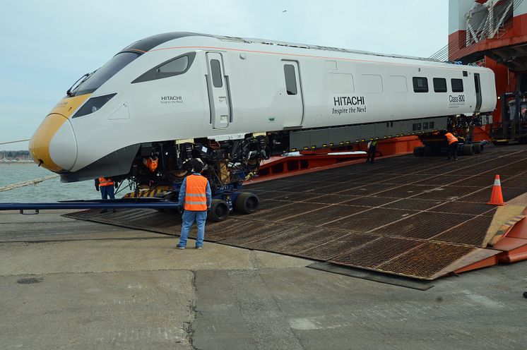 Rail Minister Claire Perry MP welcomes arrival of first Hitachi pre-series Class 800 train for Intercity Express Programme