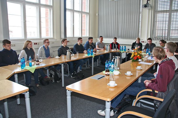 Kooperationsvereinbarung mit der Carl-Zeiss-Oberschule Berlin