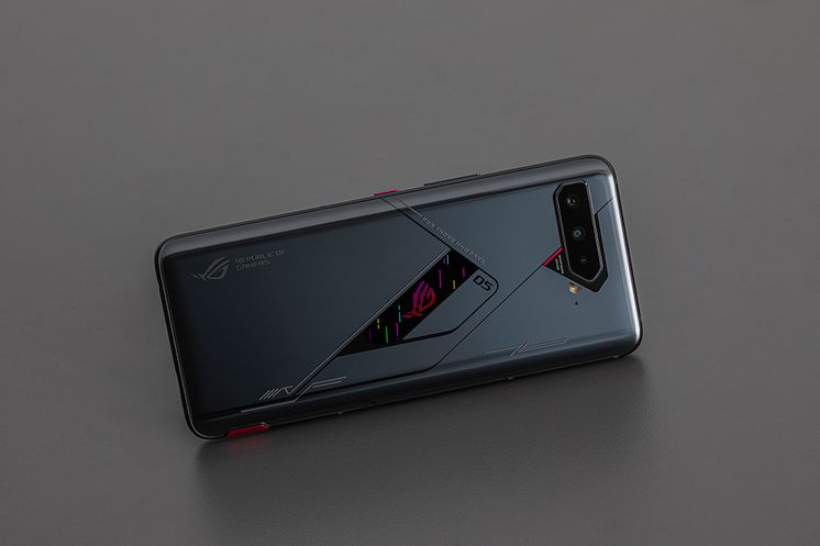 ROG Phone 5 Pro.jpg