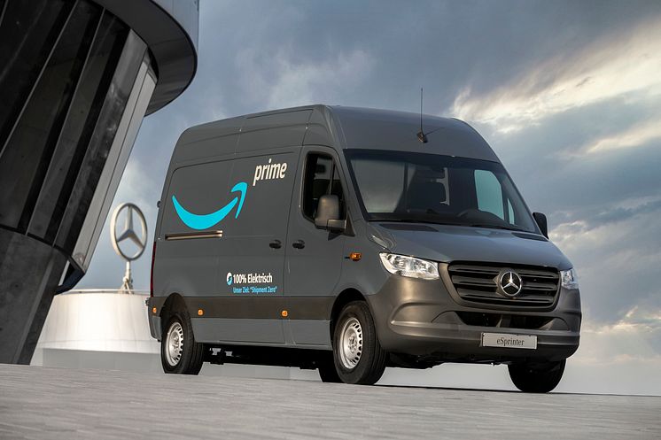 Mercedes-Benz eSprinter i Amazons färger