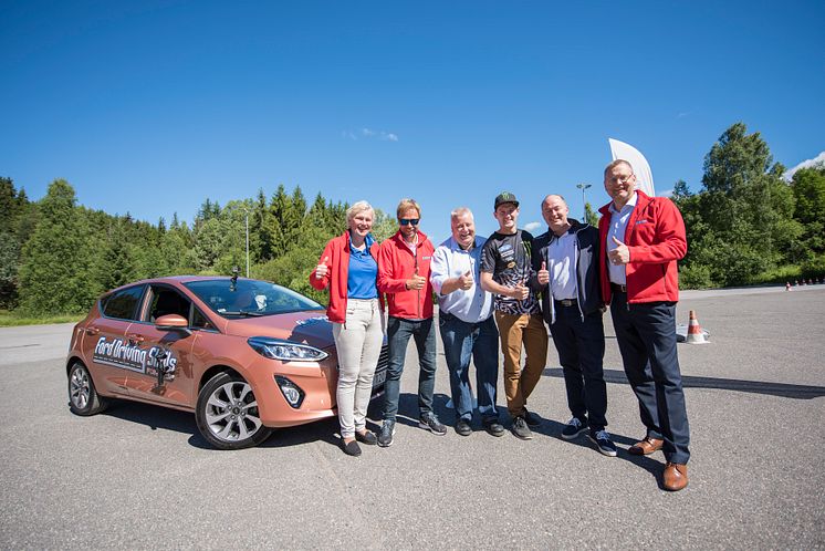 Fra pressekonferansen hvor Ford Motor Norge og forsikringsselskapet If lanserer et unikt opplæromgsprogram for unge sjåfører Ford Driving Skills for Life