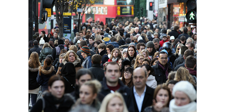 Saldi Invernali 2016 - Visa traccia il bilancio sui consumi dei visitatori stranieri in Italia