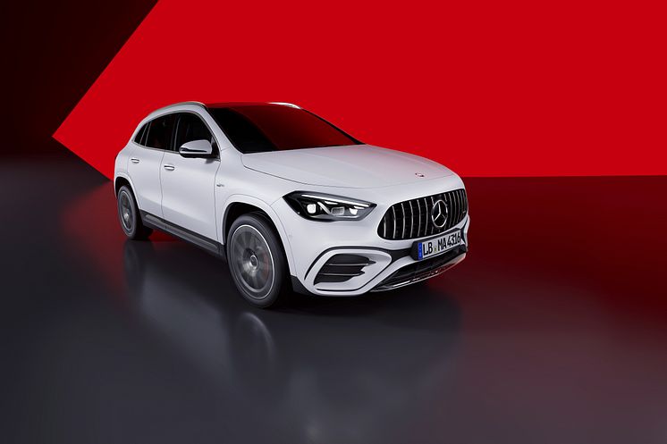 Mercedes-AMG GLA 35 4MATIC