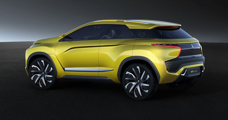 TMS 2015 Concept eX - ny elektrisk kompakt SUV