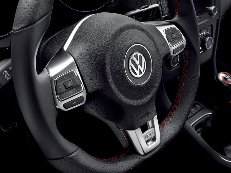 Volkswagen visar en studie av Golf GTI i Paris, bild 5