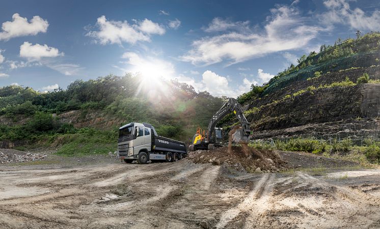Volvo EC230 bandgrävare - herobild
