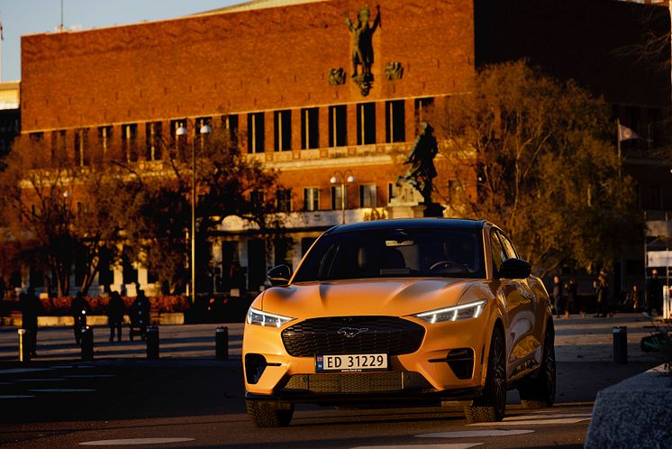 Ford Mustang Mach-E GT 2021 