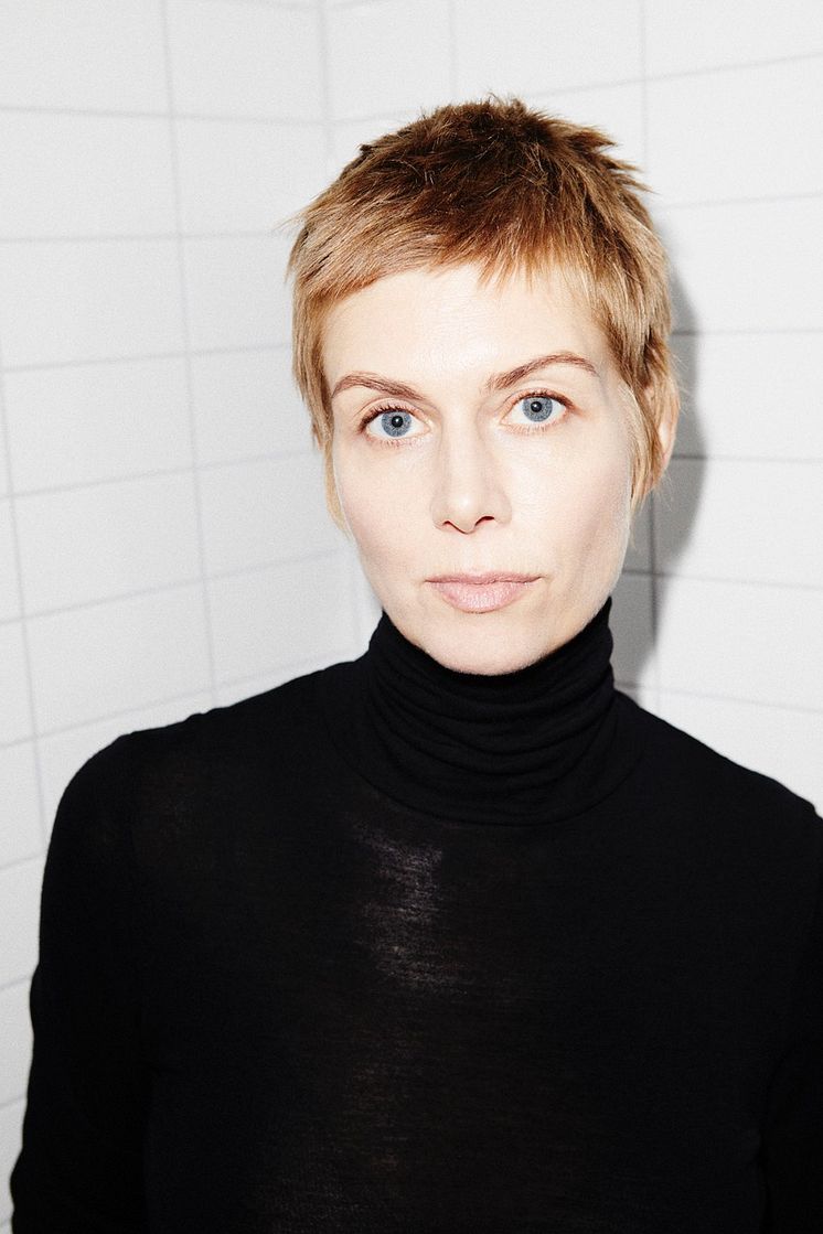 01 Anna Ternheim_4453 (Photo Chris Shonting)
