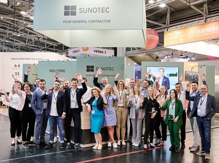SUNOTEC_press-photo_TeamSUNOTEC_IntersolarEurope2023