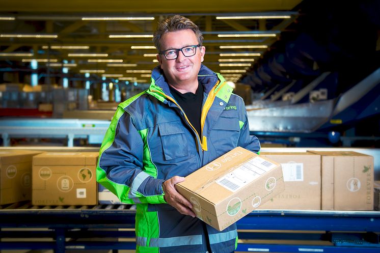 E-handelsdirektør Gunnar Henriksen i Posten Norge gleder seg til julehandelen. FOTO: Håvard Jørstad / Posten