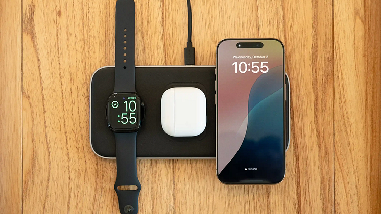 trio-wireless-charging-pad-satechi-16-crop.png