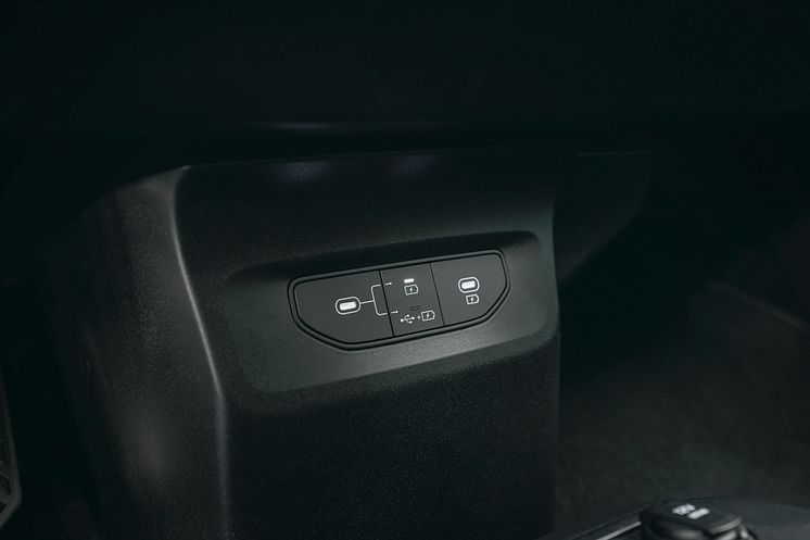 kia-new-ev6-my25-wolf-grey-studio-interior-highres-17.jpg
