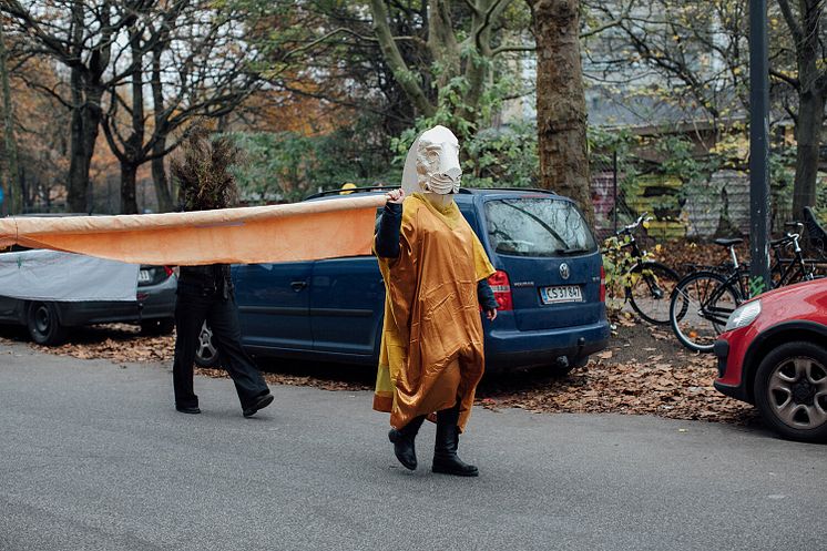 Helbredelsen af Hannah Elbke og Natalia Anna Ciepiel. Foto af Marina Castagna, 2020.jpeg