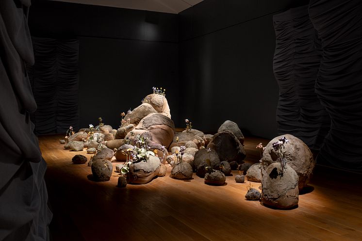 Nathalie Djurberg & Hans Berg, The Stone Garden, 2023