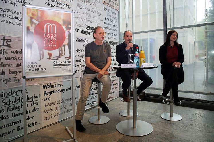 Leipziger Passagenfest - Pressegespräch mit (v.l.): Dr. Alfred Weidinger (Museum der bildenden Künste), Thomas Paarmann (Paarmann Dialogdesign) und Susanne Höhne (Beuteltier Art Galerie)