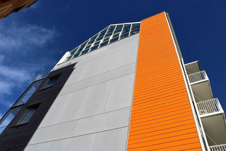 Fasad med fibercement i Vallastaden