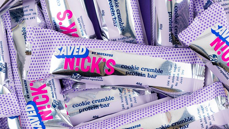 Nick's x Saved by Motatos Cookie Crumble protein bar