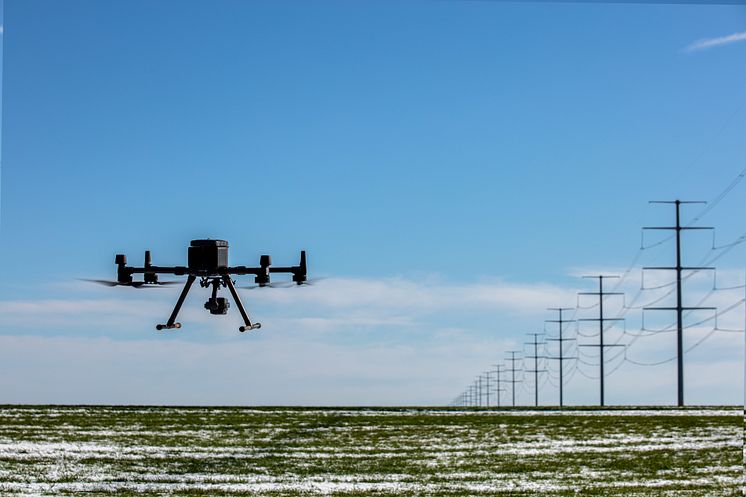 DJI M300 inspecting power lines