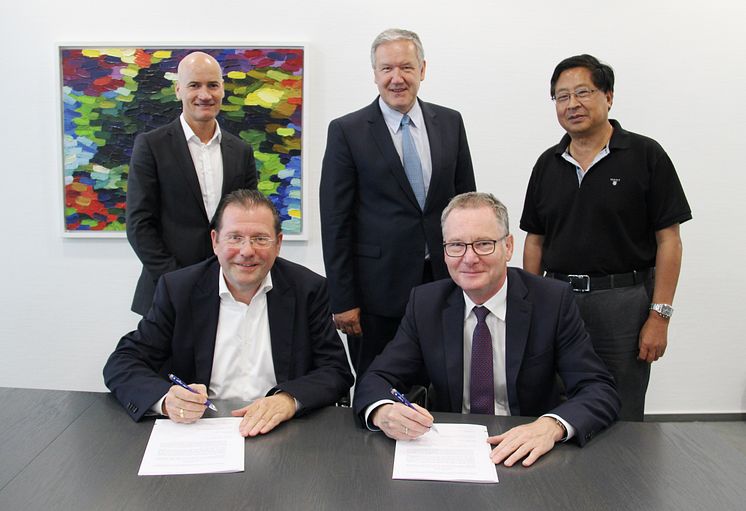 Deutsche Messe Technology Academy and Phoenix Contact agree on international cooperation for Industrie 4.0 employee qualification