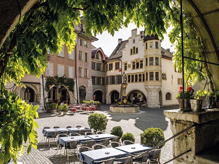 Biel: Altstadt mit Venner Brunnen 