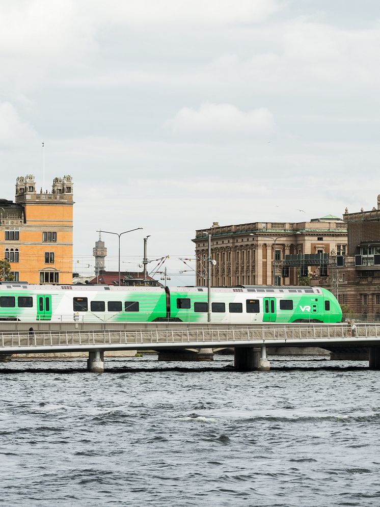 Premiärtur för det första gröna VR-tåget