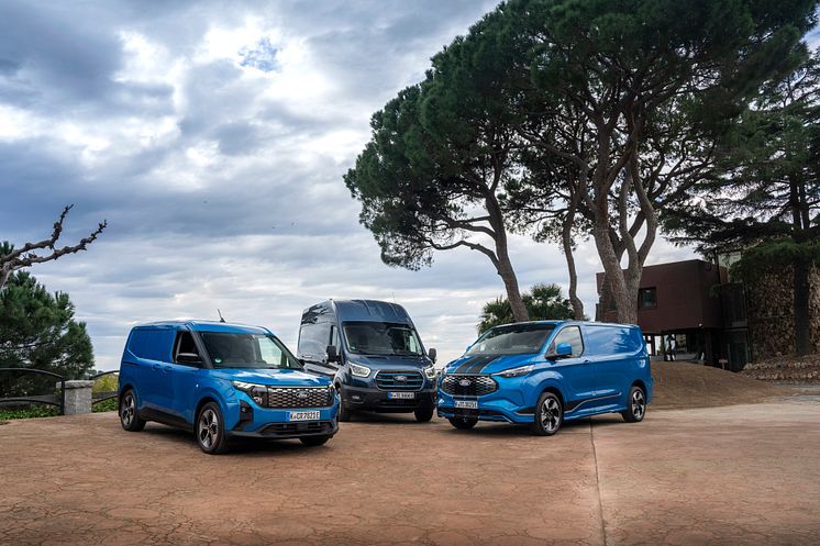 2025 E-Transit Courier, E-Transit, E-Transit Custom Ford_Pro (2).jpg