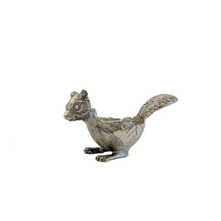 971-001 EGG CUP SQUIRREL