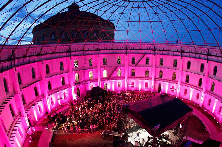 Sommerbühne und Sommertheater in der Arena am Panometer Leipzig