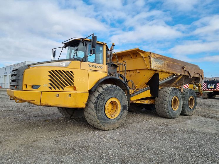 3 VOLVO A 40 E Articulated Dumptruck