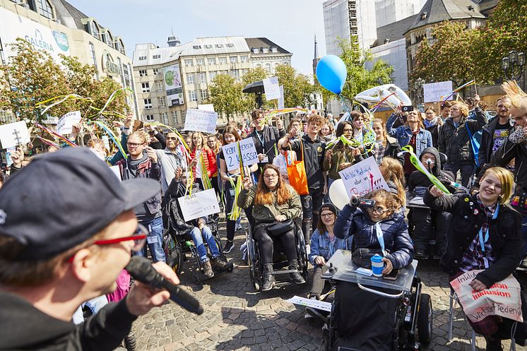 Protesttag_5Mai__Kundgebung auf dem Münsterplatz Bonn