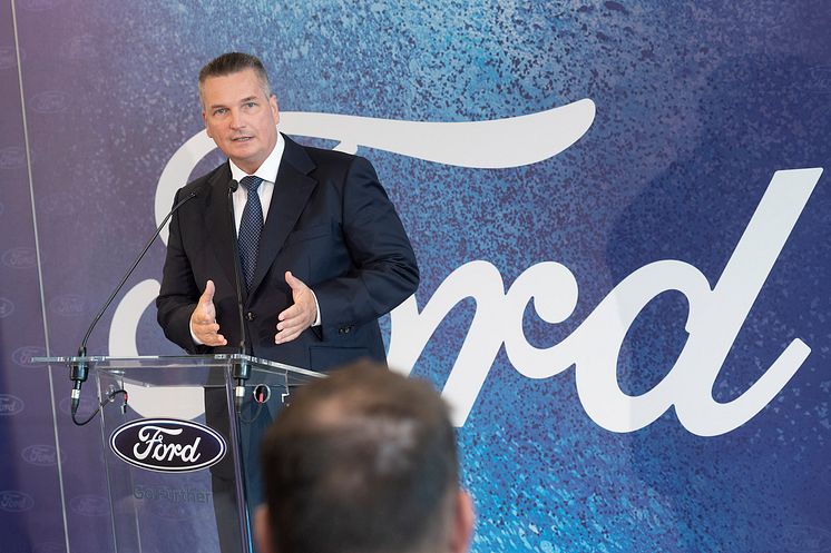 A Ford Üzleti szolgáltató Központjának ünnepélyes megnyitója