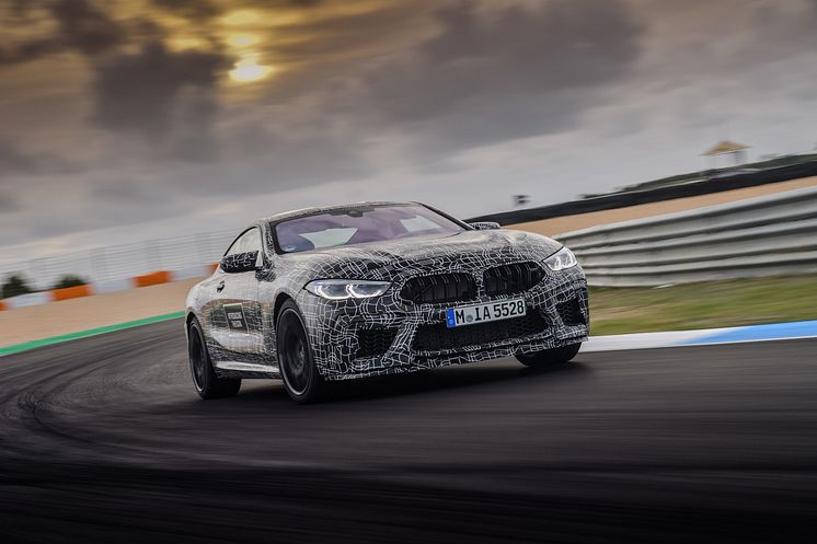 Helt nye BMW M8 Coupé