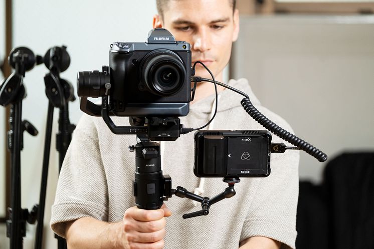 GFX100 Ninja V Gimbal.jpg